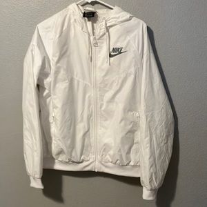 nike windbreaker